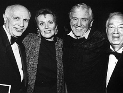 Dinner Chairman Al Feilich, Maureen McGovern, Merv Griffin, West Coast V.P. Buddy Robbins.