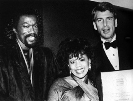 Nick Ashford and Valerie Simpson honor their friend, Edgar Bronfman, Jr., the 1990 Patron of the Art