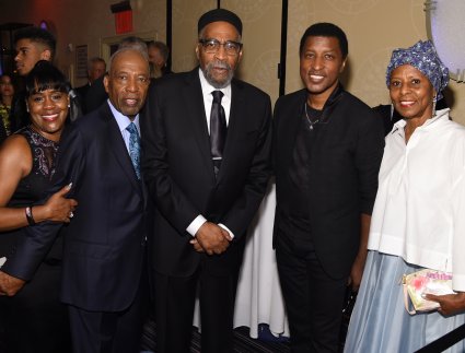 Regina Huff, SHOF Co-Chairs Leon Huff and Kenneth Gamble, inductee Kenneth “Babyface” Edmonds, Faatimah Gamble