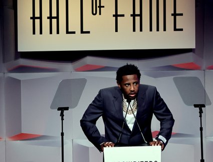 Fabolous presenting to Lil Nas X