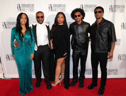 Timbaland and family