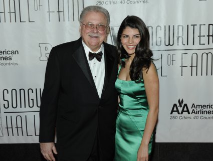 Keith Mardack, Nikki Yanofsky