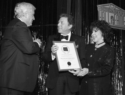 Merv Griffin, Steve Lawrence, Eydie Gorme