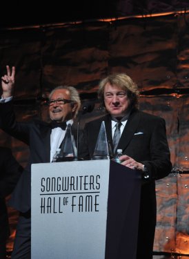 Mick Jones and Lou Gramm