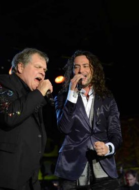 Meat Loaf and Constantine Maroulis perform for Jim Steinman