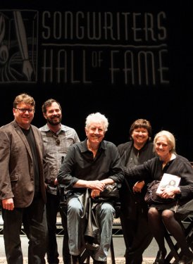 Chris Sampson, Tom DeSavia, Graham Nash, Mary Jo Mennella and Barbara Cane. Photo by Alex Pachino