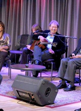 (Left to right) SHOF inductees Nickolas Ashford, Valerie Simpson, Mac Davis, Hal David, Lamont Dozier and Paul Williams  