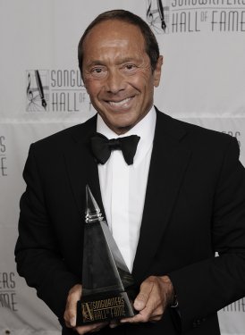 Paul Anka receiving the prestigious 2008 Johnny Mercer Award