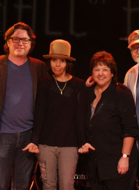 (L to R): SHOF West Coast Committee Member Barbara Cane, Vice Dean of Contemporary Music, USC's Chris Sampson, Linda Perry, SHOF Board Member and West Coast Committee Chair Mary Jo Mennella and SHOF West Coast Committee Member Randy Poe. 