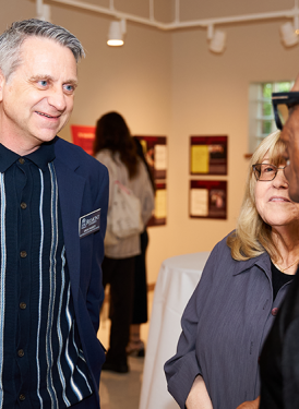 (L to R) Drew Ramsey, Co-Chair and Instructor of Songwriting, Mike Curb College of Entertainment and Music Business at Belmont University; Linda Moran, SHOF President and CEO; and SHOF Inductee David Porter. 